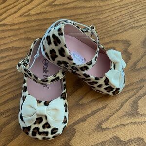 NWOT Jelly Beans Leopard Print Dress Shoes, Little Girls, Sz 4